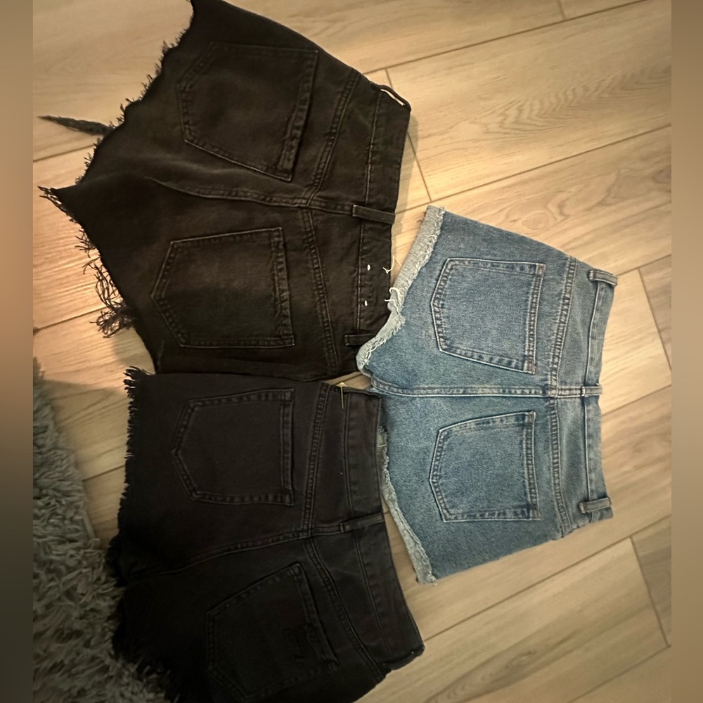 garage and pacsun shorts barely used